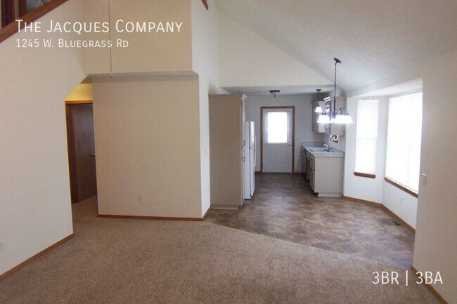 Photo - 1245 Bluegrass Rd