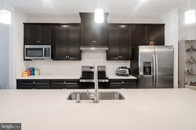 Photo - 7517 Matapeake Ln