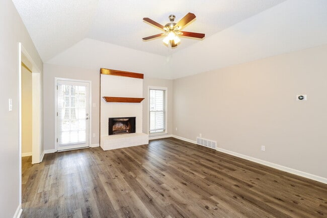 Photo - 7309 Schilling Cove E