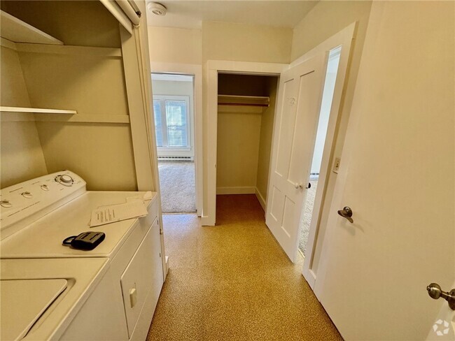 Building Photo - 23 East St Rental