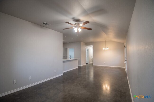Photo - 300 Lowes Blvd