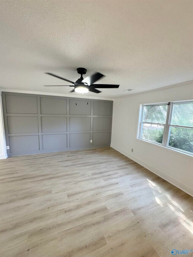 Photo - 395 Oakland Rd