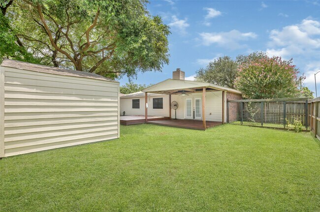 Photo - 4803 Drew Forest Ln