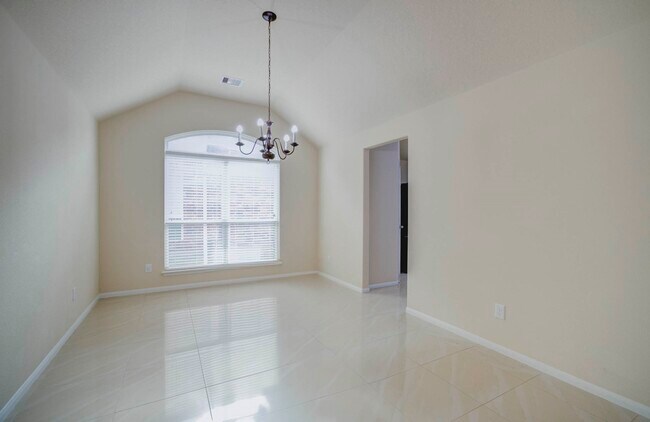 Photo - 15115 Russet Bend Ln