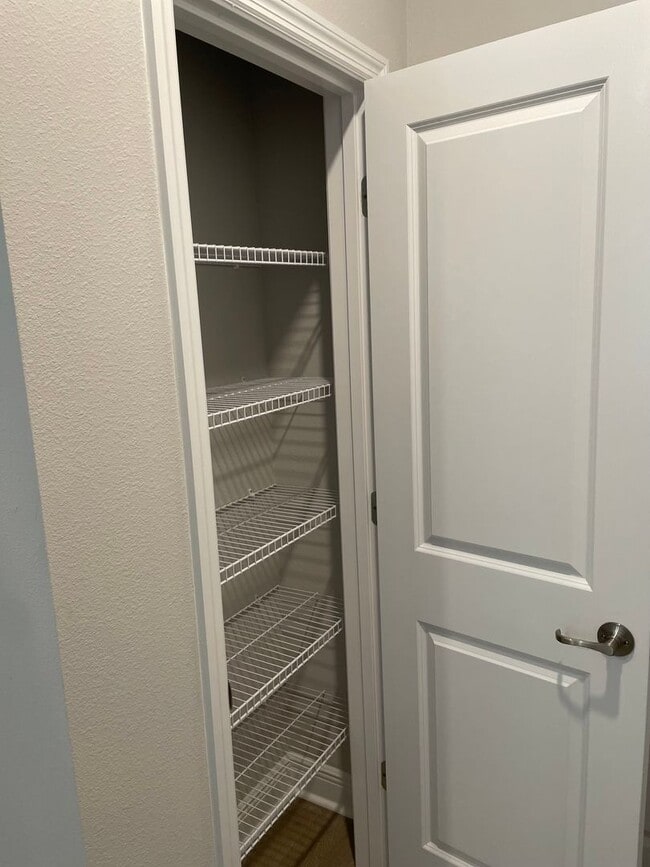 Photo - Annual Unfurnished 3 Bedroom, 3.5 Bathroom...