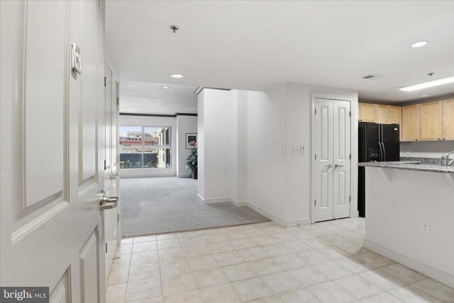 Photo - 777 7th St NW Unit 732