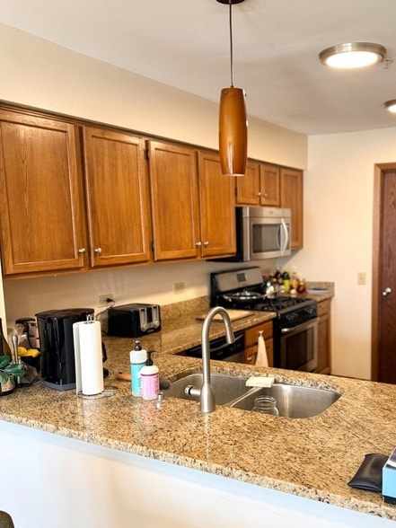 Photo - 1159 E Addison Ave