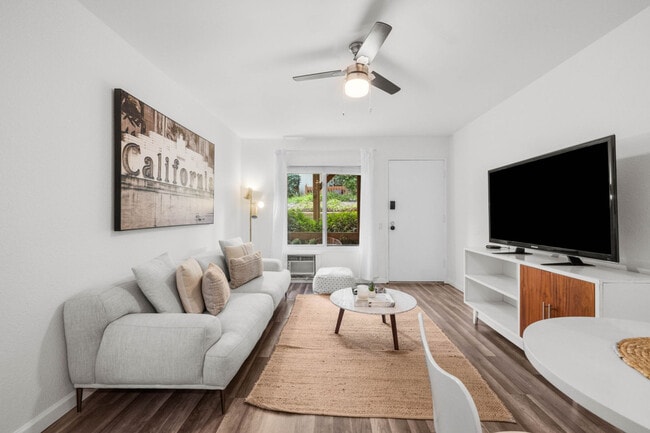 Photo - 6370 Rancho Mission Rd Unidad ID1296510P