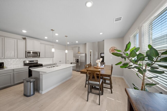 Building Photo - 17466 Buckeye Br