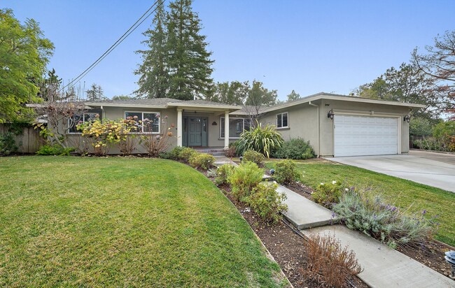Beautiful 4/2 Executive Home with Cupertin... - Beautiful 4/2 Executive Home with Cupertin...