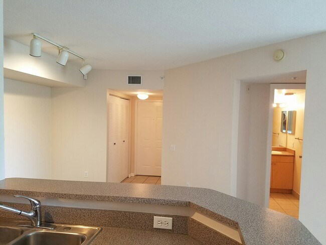 Photo - 1105 Villa Cir