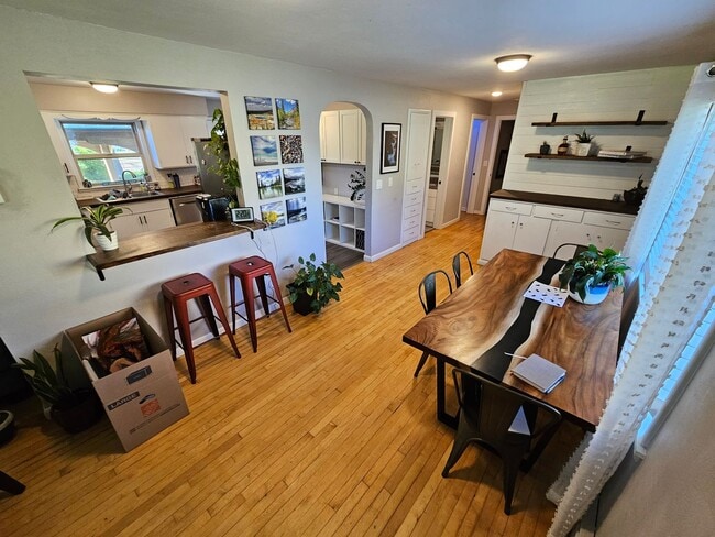 Photo - Target Range Single Family Home - 3bdrm (+bonus), 2bath, great yard, garage. Summer Rental