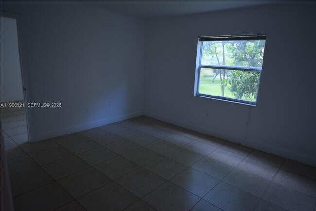 Photo - 4147 Stirling Rd Unit 407