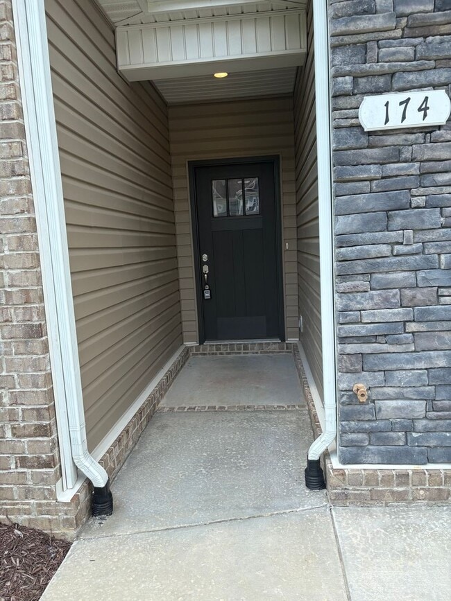 Photo - LUXURY TOWNHOME  IN THE CENTER OF MANCHESTER!