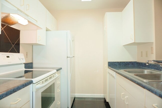 Photo - Garden at Launani Valley on Ground Floor w...