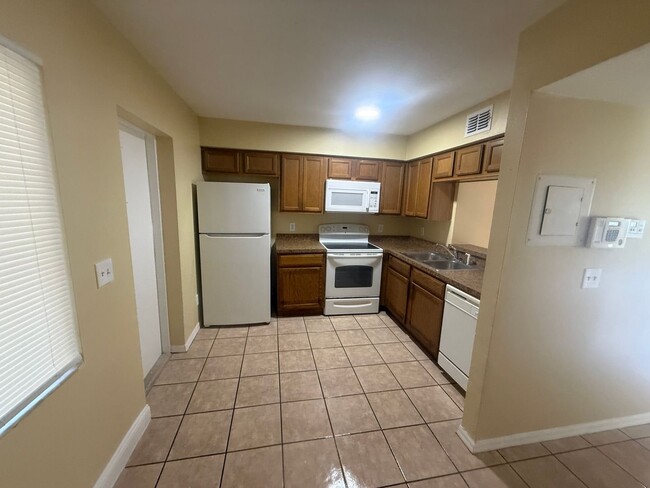 Photo - 213 S Moss Rd Unit 213