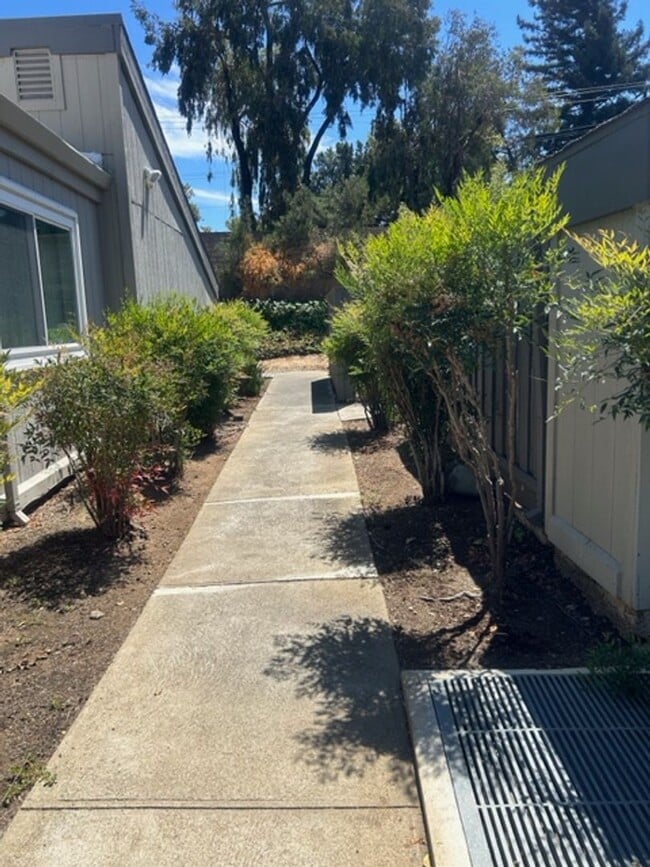 Photo - Afordable and spacious Concord 2/1 townhome