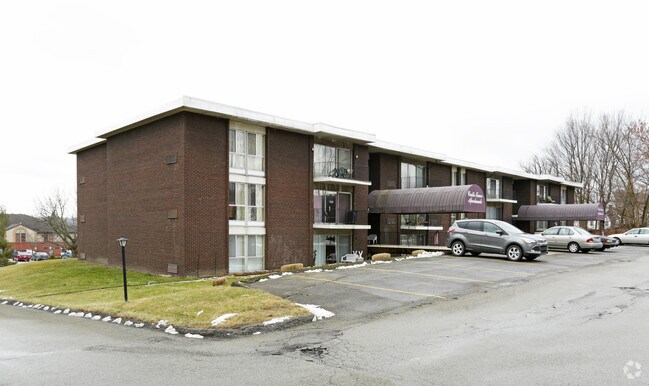 Castle Tower Apartments - Castle Tower Apartments