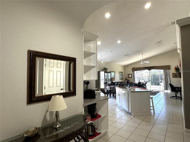 Photo - 16724 Rolling Green Dr