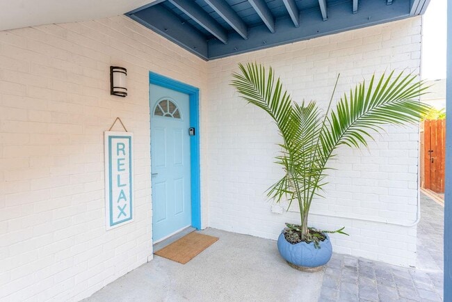 Photo - 127 E Atol St