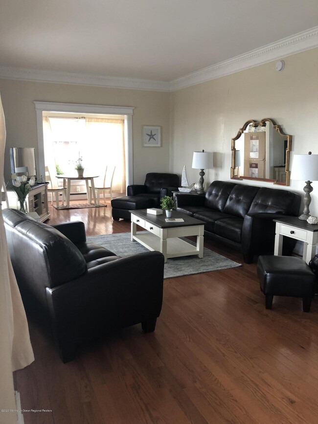 Photo - 18 Ocean Ave N