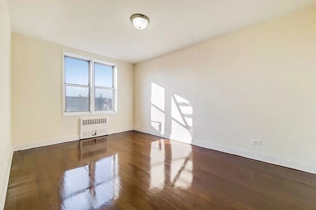 Photo - 1230 Avenue Y Unit E18