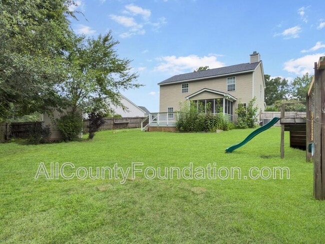 Photo - 107 Broken Branch Dr