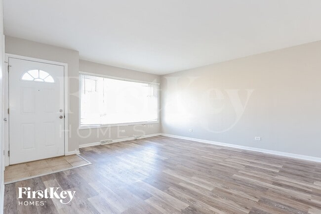 Photo - 16342 Evans Ave