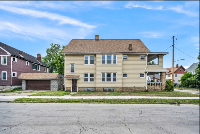Photo - 12730 Barrington Ave Townhome