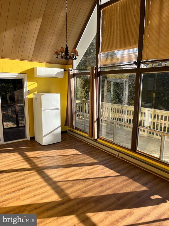 Photo - 265 Hill Climb Rd