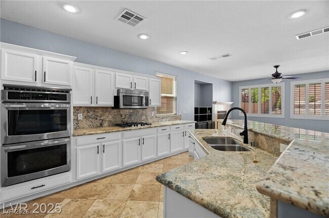 Photo - 10281 Wolves Den Ln