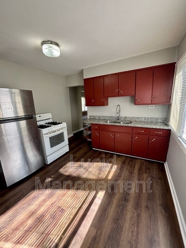 Photo - 1112 Weller Ave