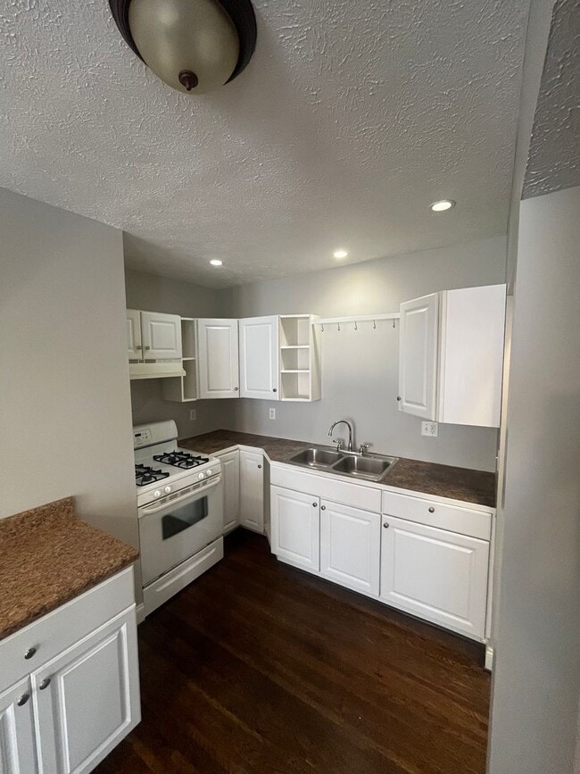 Photo - 55 Edmonds St Unit 55 Edmond St-Lower