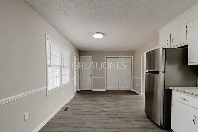 Photo - 3175 Wells Pl