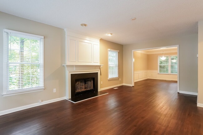 Photo - 4936 Bivens Dr
