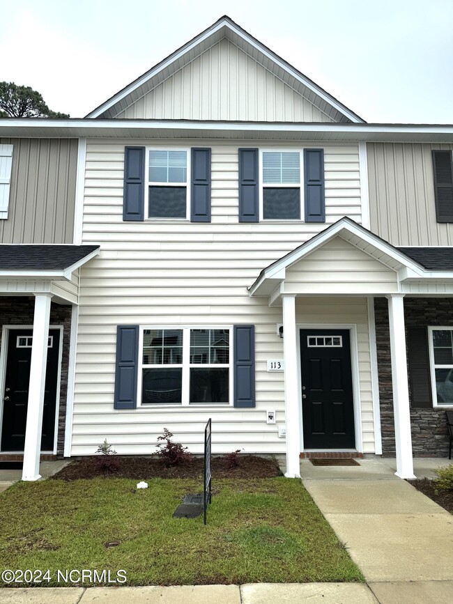 Photo - 113 Jaydn Dr E Townhome