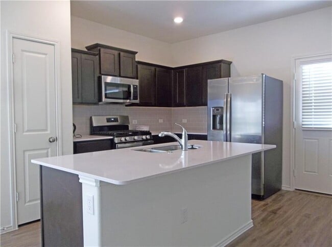 Photo - 15209 Spruce Frost Cv