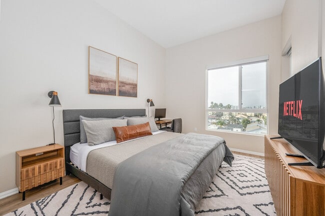 Photo - 4384 Iowa St Unidad SI ID1472544P