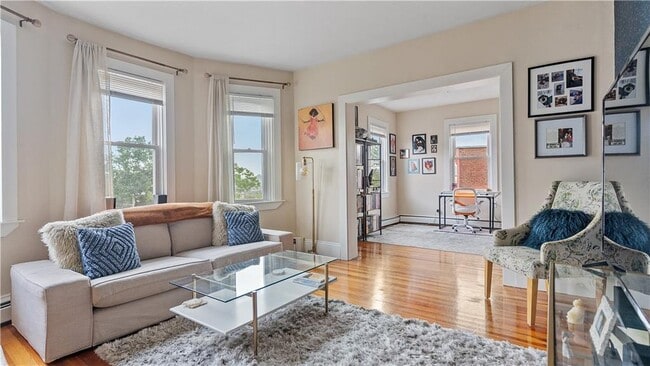 Photo - 260 Atwells Ave Unit 3