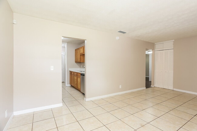 Photo - 7233 Eudine Dr S