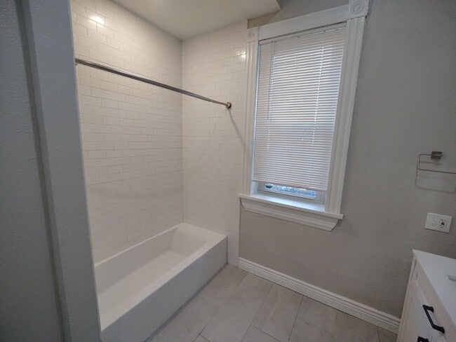 Photo - 2220 S 9th St Unidad 2220 A