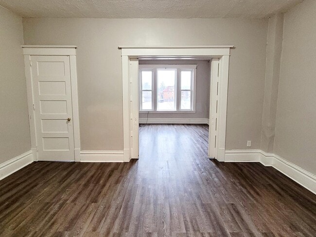 440 Leonard St NW Unit 2