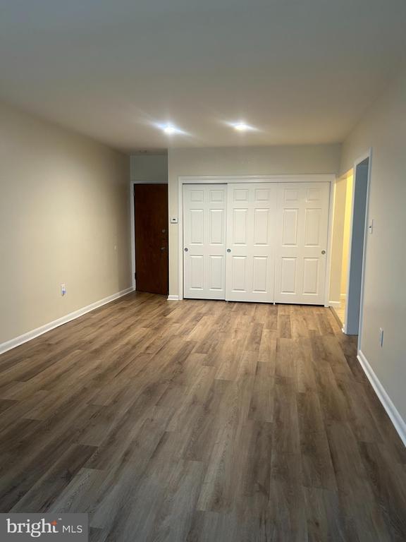 Photo - 3 W Park Ave Unit APT 4