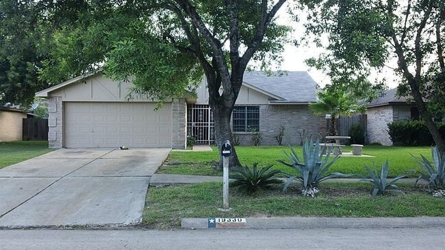 Building Photo - 19330 Cypress Bay Dr