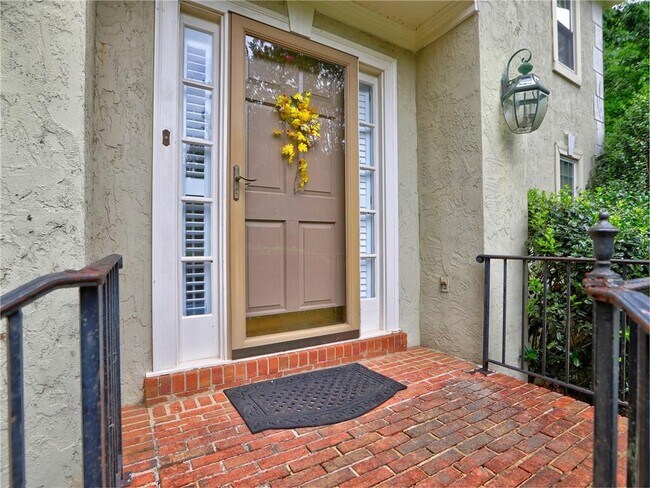 Photo - 2101 Mark Hall Ct NE
