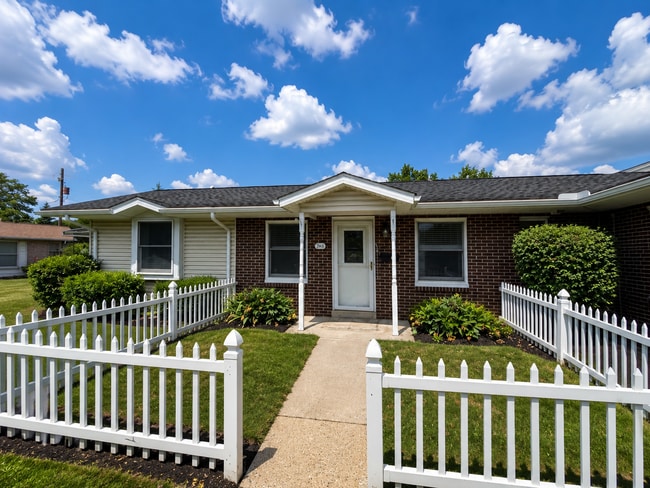 Photo - Neffsville Cottages