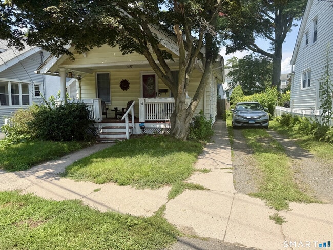 Photo - 73 Hawthorne Ave