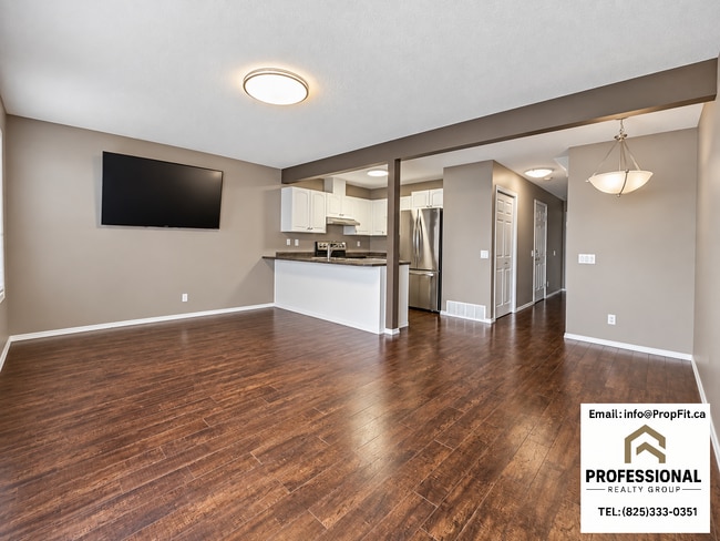 16823 84 St NW