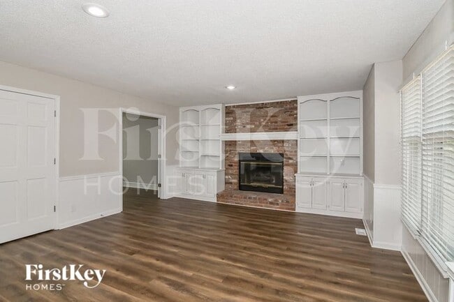 Photo - 1432 E Sheridan Bridge Ln