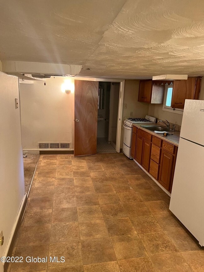 Photo - 106 Braintree St Unidad Bsmnt